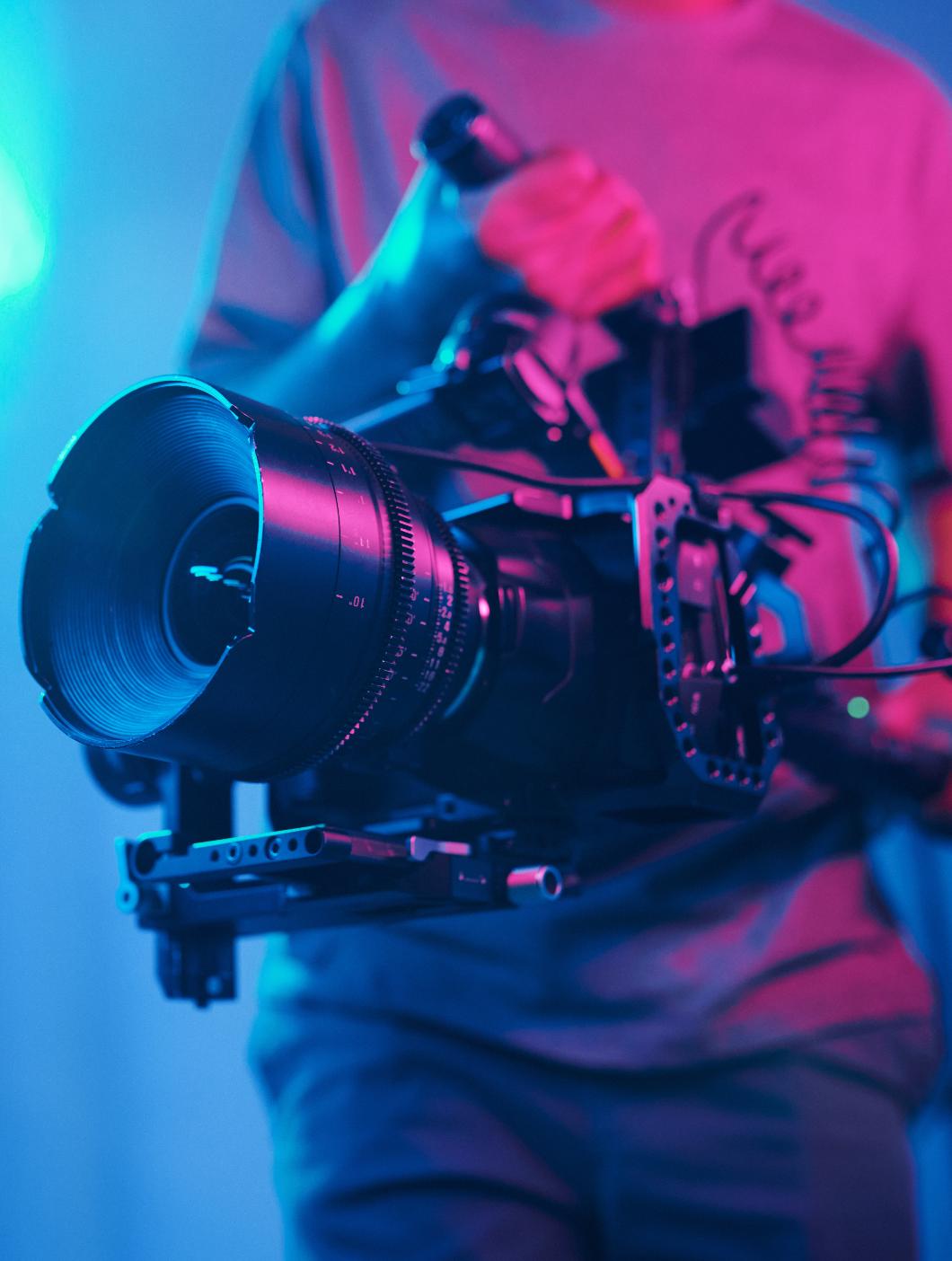 Serviço de produção de vídeo institucional Serviço de produção de vídeo institucional